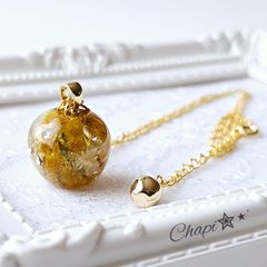 𝒩𝑜.52カラフル薔薇レジンネックレス✩.*˚ - メルカリ