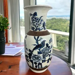 壺 [梅花鳥絵] 染付 成化年製 中国雑貨 フラワーベース 花瓶 花入れ 丸壺 花器 陶器 清時代 唐物 古美術 骨董品 - メルカリ