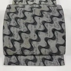 ○ 西陣織　伝統箔匠　木村 幸啓　綴螺鈿織　袋帯　436ｃｍ 上代128万円 保証書　共箱有 和装 着物 伝統箔匠木村幸啓特選西陣袋帯綴螺鈿織金地に流水螺鈿織込太鼓柄着用済