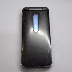 AAA04　KYOCERA　GRATINA　ケータイ　KYF34　携帯電話本体