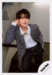 【中古】生写真(ジャニーズ) Snow Man/向井康二/膝上/「Snow Man 1st DOME tour 2023 i DO ME」グッズオフショット/公式生写真