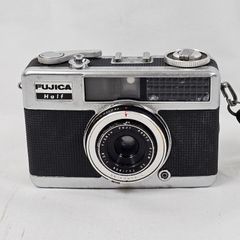 FUJICA Drive ハーフサイズカメラ FUJINON 28mm F2.8 - メルカリ