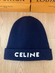 CELINE セリーヌ　エディ　スリマン ビーニーニット帽　朝までセール中 2025年最新】celine ニット帽の人気アイテム - メルカリ