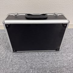 ジュラルミンケース　ブラック　器材　防護　アタッシュケース