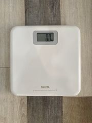 【中古】TANITA 体重計 HD-661 2020年製