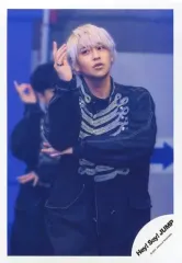 【中古】生写真(ジャニーズ) Hey! Say! JUMP/八乙女光/膝上/シングル「群青ランナウェイ」MV＆ジャケ写オフショット/公式生写真