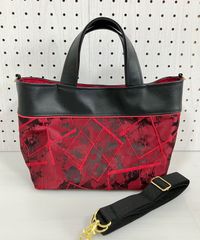 ハンドメイド＊変形2WAYトート ジャガード赤×黒(919)