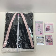 プロジェクトセカイ×ZOZOTOWN リバーシブルデジタルラインパーカーHARE