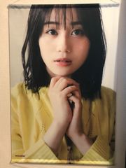 前田佳織里 等身大タペストリー - メルカリ