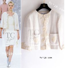 シャネル トップス CHANEL 可愛すぎ！ ホワイト レッド ドット リボン ニット トップス 春夏 セーター 超美品 40 42 カール作品 レア貴重 CHANEL - シャネル トップス CHANEL 可愛すぎ！ ホワイト レッド