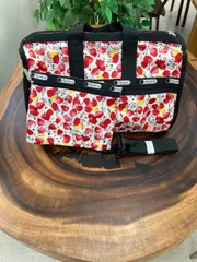 未使用品　LeSportsac　レスポートサック　花柄　ボストンバック　平塚店　衣料品