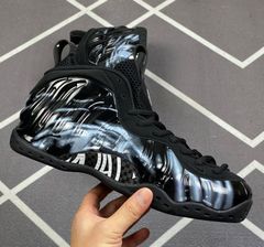 新品・未使用値下げしますナイキ スニーカー Nike Wmns Air FOAMPOSITE PRO NBA DM0115-002 並行輸入品メンズスニーカー