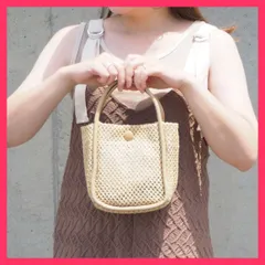 ★スタッフおすすめ★フェイクレザーパイピング2WAYハンドバッグ  春夏らしいさわやかな2WAYバッグ。シーズンムード高める 上品　おすすめ おしゃれ　★売れ筋★　人気 高見え　高級感