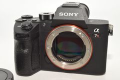 α7V? 風景撮るならこっち SONY α7RIV 6100万画素 160 - メルカリ