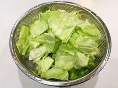 【北海道産】冷凍 キャベツ 250g×4セット｜札幌中央卸売市場の野菜｜冷凍保存で便利｜家庭用・業務用にも (キャベツ 250gx4)