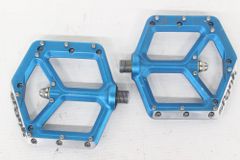 XLC BMX/Freeride PM-M12 Pedals Blue - メルカリ