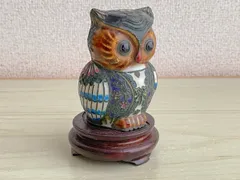 【ZK154】七宝焼　ふくろう (フクロウ・梟) 置物　高さ約7cm　重さ70g　木製台座付　縁起物 工芸品 美術品 インテリア
