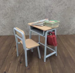 ミニチュア　学校の机　椅子　ランドセル　本　フィギュア　リーメント