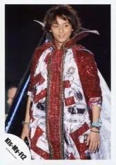 【中古】生写真(ジャニーズ) Kis-My-Ft2/藤ヶ谷太輔/ライブフォト・膝上・衣装赤白・目線右・右手マイク/公式生写真