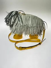 【中古】【メンズ/レディース】  KATE SPADE KB164 ケイトスペード シャギー フリンジ 3D ドッグ クロスボディ ショルダーバッグ  【188-241030-ks-55-MIN】