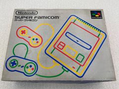 Nintendo スーパーファミコン　本体　動作品のサムネイル