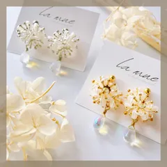 小ぶりキラキラフラワー🌼【304ステンレス 24KGP】ハンドメイドピアス 小ぶり パールフラワー お花 ゴールド シルバー ホワイト 白 キラキラ オーロラビーズ ティアドロップ  ブライダル アレルギー対応【イヤリング変更可能】