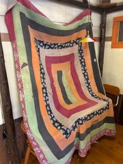 インド製ヴィンテージカンタラリーキルト 囲みパープルマルチカバー インド製ヴィンテージカンタラリーキルト 囲みパープルマルチカバー