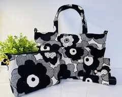 【裁縫ストア・ボヌール】大人かわいい　北欧風　大花柄　オックス生地　大きめトートバック　大きめポーチ　ミニポーチ　ショルダーバッグ　ハンドメイド　ショルダーストラップ付き　ポケットいっぱい　ゴージャス  / №500-458
