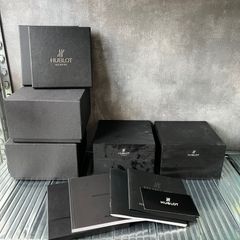 ウブロ HUBLOT 空箱 時計ケース USB・ZIP・冊子×1 取扱説明書×1