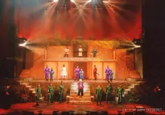 【中古】生写真(男性) 集合(18人)/ライブフォト・横型・キャラクターショット/Blu-ray「ミュージカル「忍たま乱太郎」第13弾再演 ～ようこそ! 忍たま文化祭!～」・Blu-ray「ミュージカル「忍たま乱太郎」第13弾 忍術学園 学園祭2023」初回同