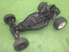 【中古】アソシ ラジコン B4