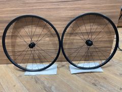 ボントレガーホイール　Paradigm SL Centerlock Disc　前後セット