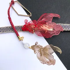 金彩　一点もの金色のシーラカンス　魚の帯留　力作 金彩一点もの金色のシーラカンス魚の帯留力作
