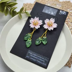 ＊つまみ細工の桜ピアス＊イヤリング　ピアス