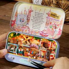 手作りミニチュアハウスキット 缶の中に小さな世界【Candy Adventure~キャンディアドベンチャー~】のサムネイル