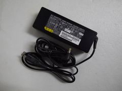 富士通 FMV-AC323B/FMV-AC323A/FMV-AC323 19V-5.27A  純正ACアダプタ
