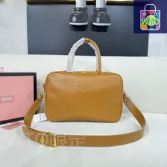 【今日特価】miumiu ミュミュ アップグレードハンドバッグ 国内送料無料!お得な価格で在庫あり!