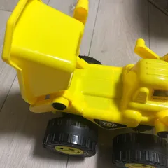 ブルドーザーのおもちゃのサムネイル