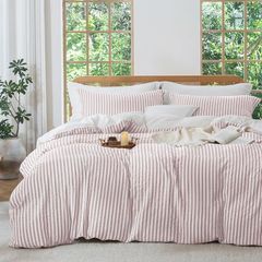 Item thumbnail for item 9530e53a-3823-4f66-80bb-71fcc01c9901