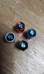 バルブキャップ　4個セット BMW　高品質　ワンセット1色お選びください。