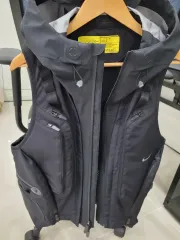 NIKELABナイキラボ ISPA Vest ベスト サイズ S/M 美品 NIKELABナイキラボ ISPA Vest ベスト サイズ S/M 美品 - メルカリ