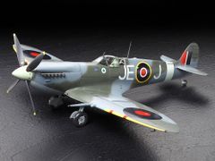 XTRAKIT イギリス海軍 スーパーマリン シミター F1 艦上戦闘機 未組立