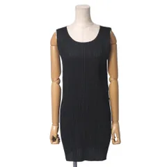 【美品】プリーツプリーズ Aライン ロングワンピース 光沢 Vネック 黒 3 L 予約]フリルカラープリーツロングワンピース/ブラック – Lumier