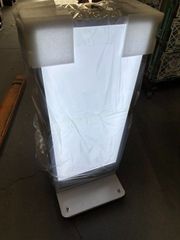 美品、電飾アクリル4面スタンド店舗看板 写真やメニュー22×22×150cm