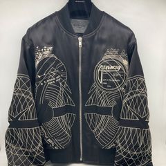 【未使用美品】GIVENCHY スタジャン GIVENCHY（スタジャン）のフリマアイテム一覧