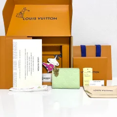 ほぼ新品★希少カラー★ルイヴィトン モノグラム リサ ミニ 財布 コンパクト コンパクト可愛い☆国内発 】LV ポルトフォイユ・リサ 財布