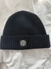 2025年最新】STONE ISLAND メンズ ニット帽・ビーニーの人気アイテム