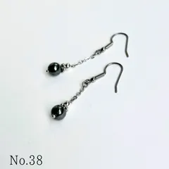 NO.38/天然石ヘマタイトのロングチェーンピアス