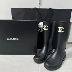 2025年最新】chanel レインブーツ 39の人気アイテム - メルカリ