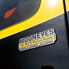 ムーンアイズ エンブレム MOONEYES 正規品 カー 雑貨